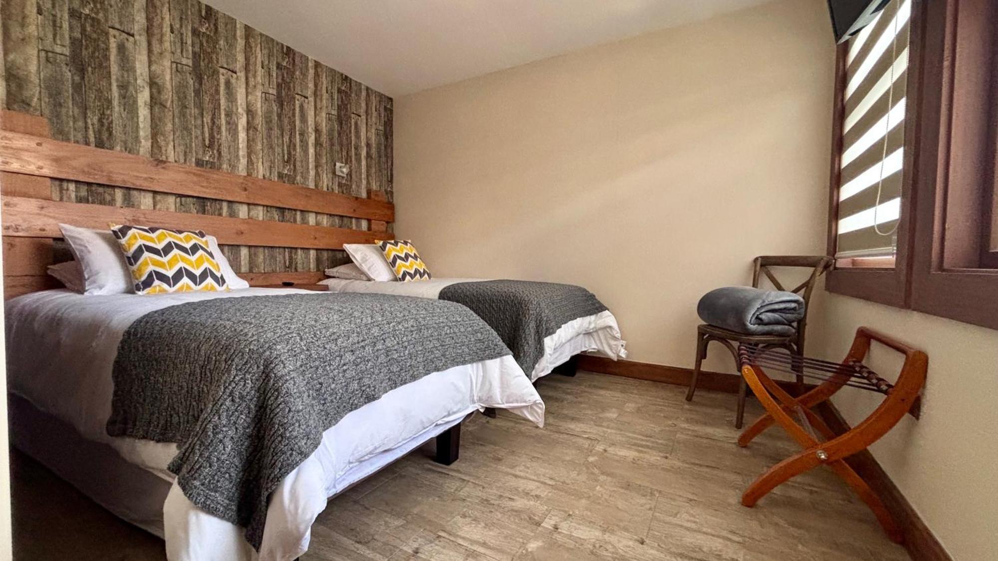 Entre Cumbres Apart Hotel Coyhaique Esterno foto