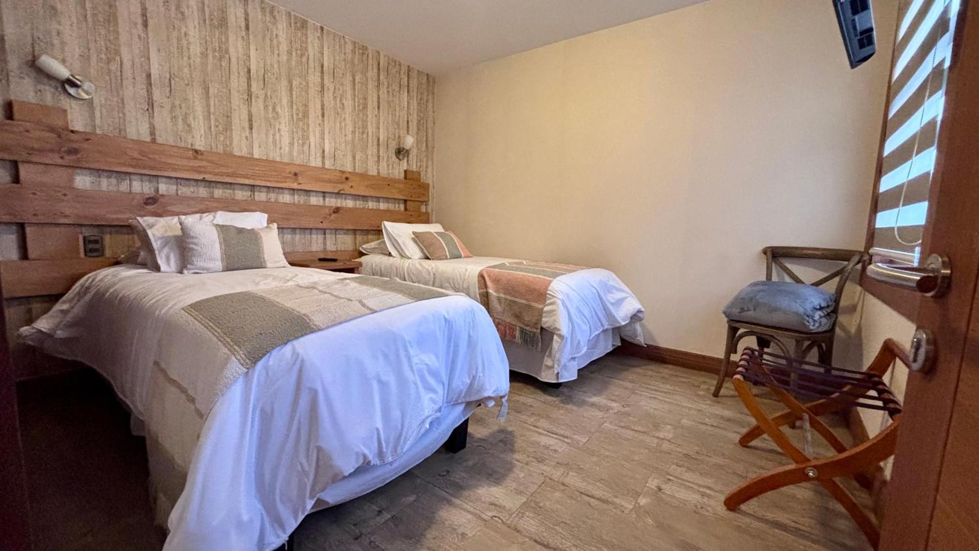 Entre Cumbres Apart Hotel Coyhaique Esterno foto