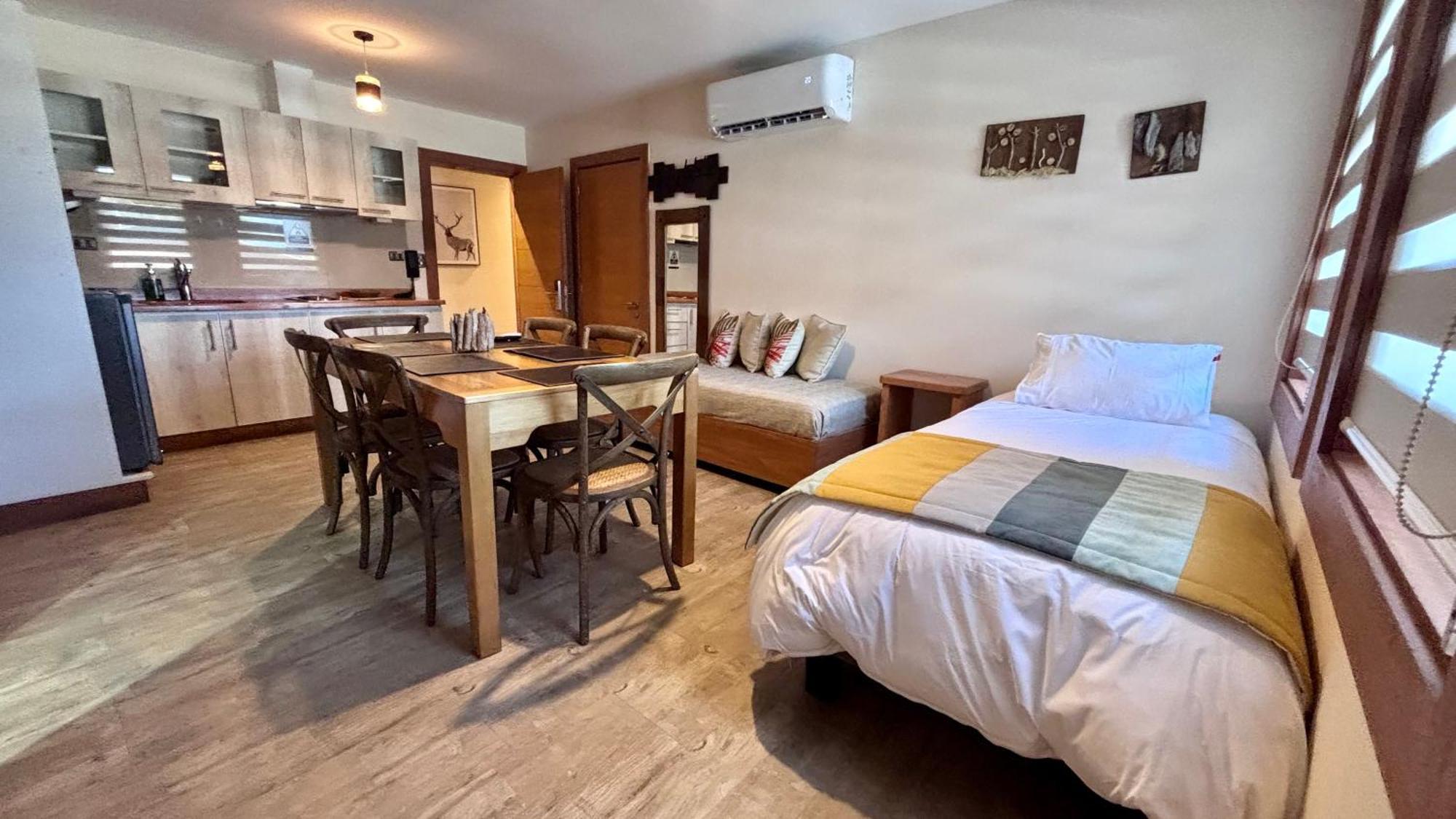 Entre Cumbres Apart Hotel Coyhaique Esterno foto