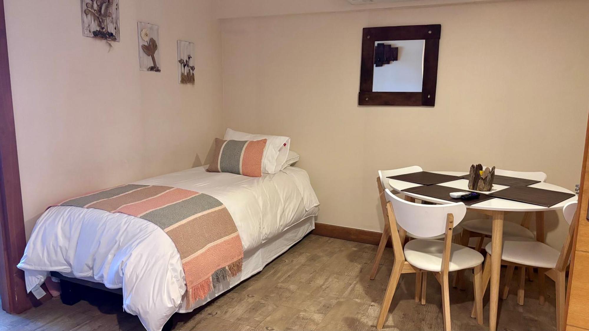 Entre Cumbres Apart Hotel Coyhaique Esterno foto
